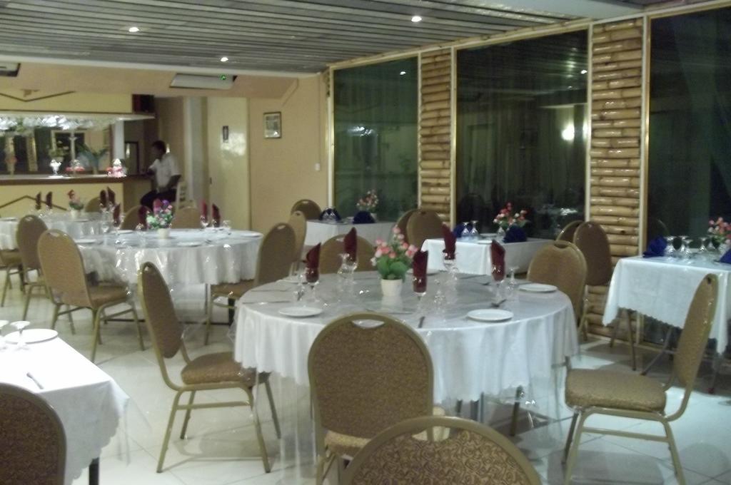 Hypertek Hotel Grand Baie Extérieur photo